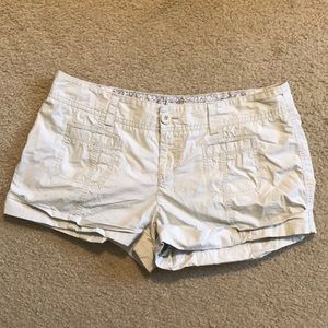 Junior ladies size 17 SO light Khaki shorts